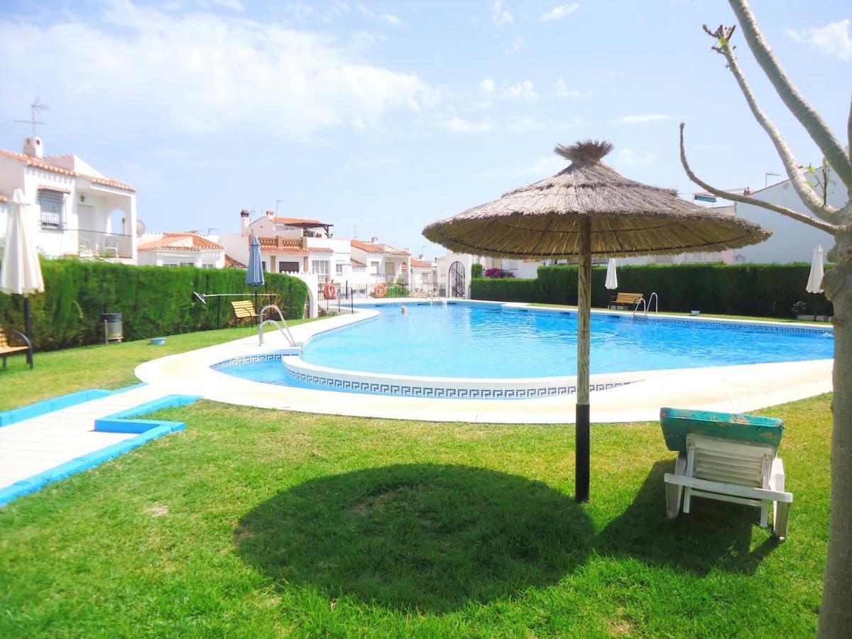 Vila Peperent Casa Pino Nerja Exteriér fotografie
